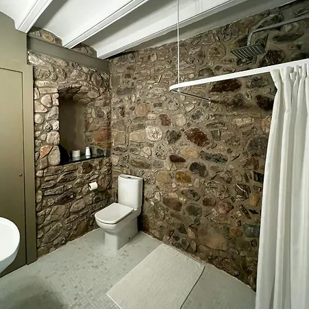 Medieval Castle With In Pre-pyrenees Prázdninový dům *